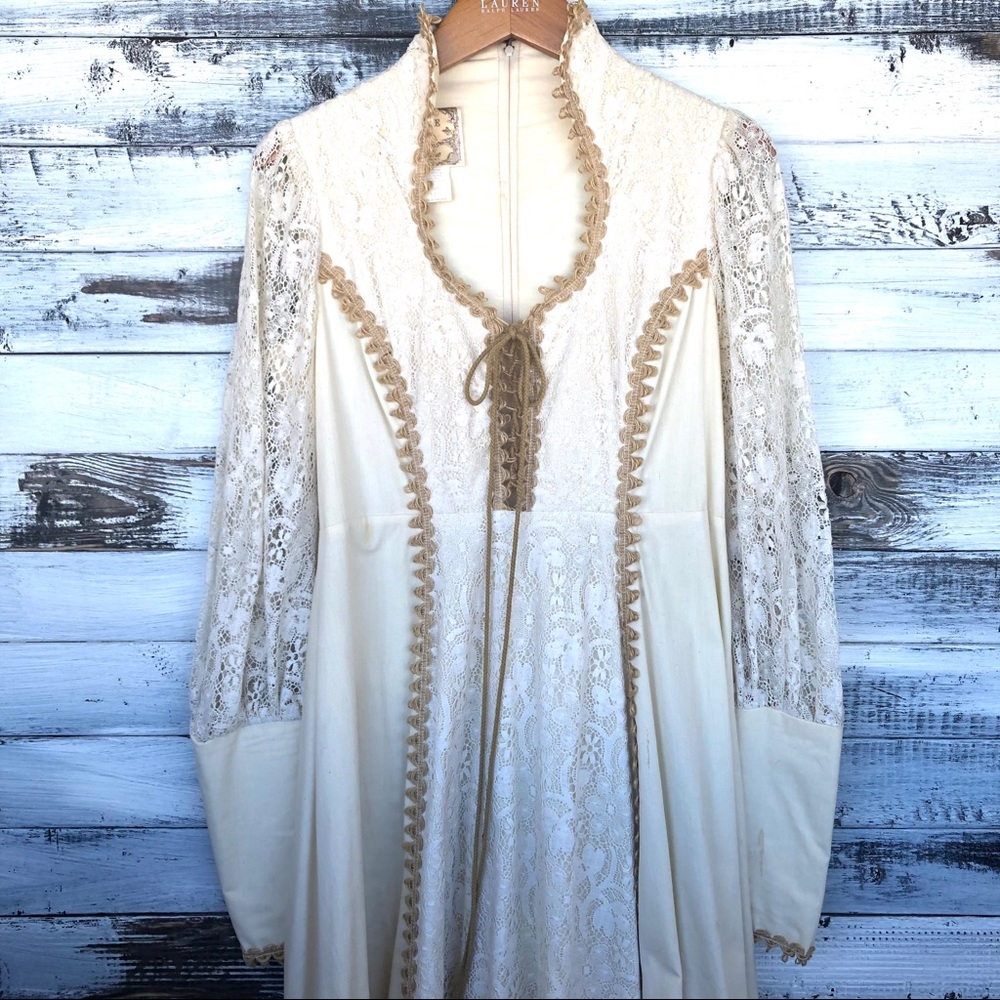 SOLD Gunne Sax Ivory Lace Gown (Updated) - Picture 2 of 14
